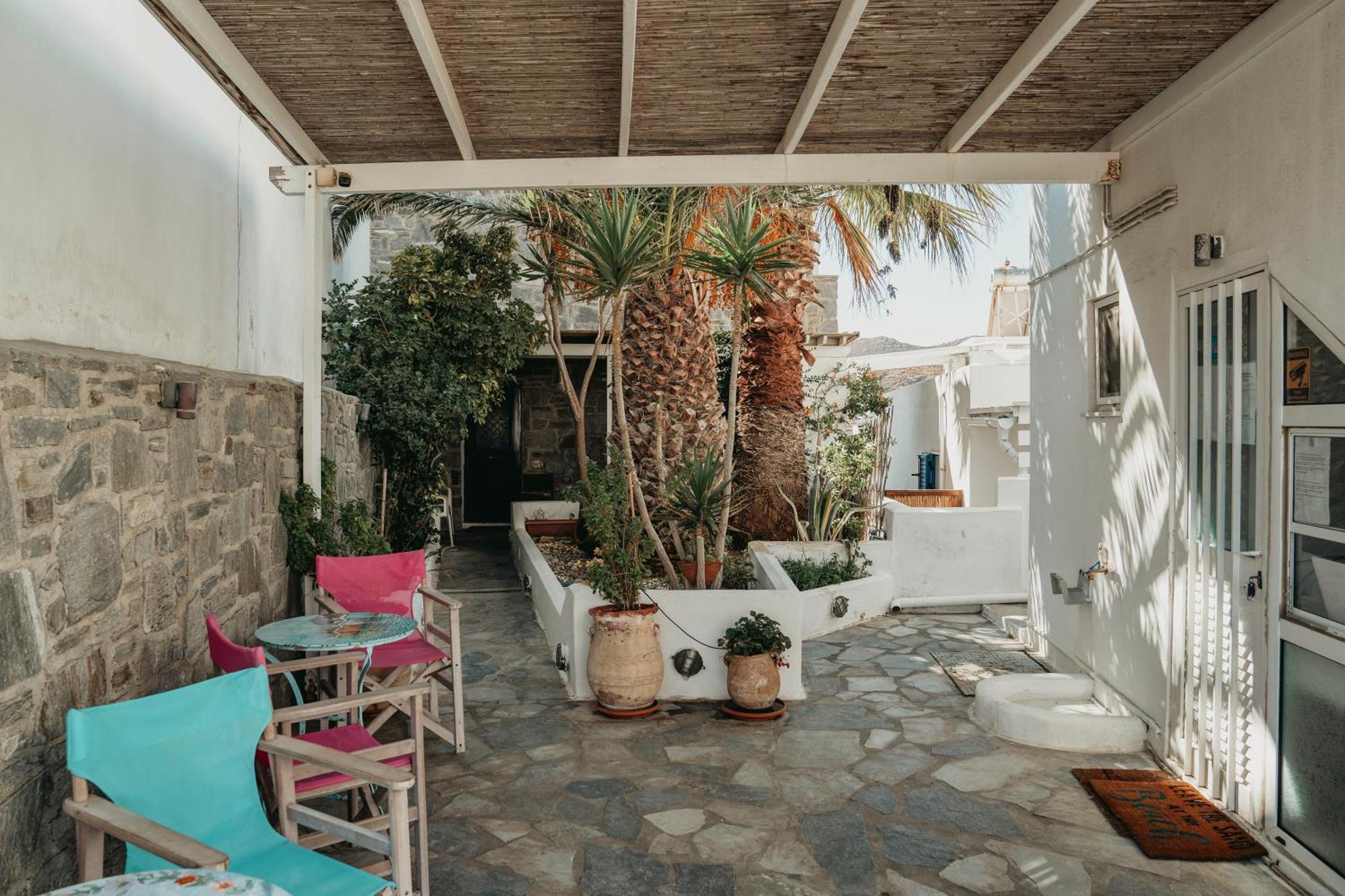 Bofor Studios & Rooms Ливадакия Экстерьер фото